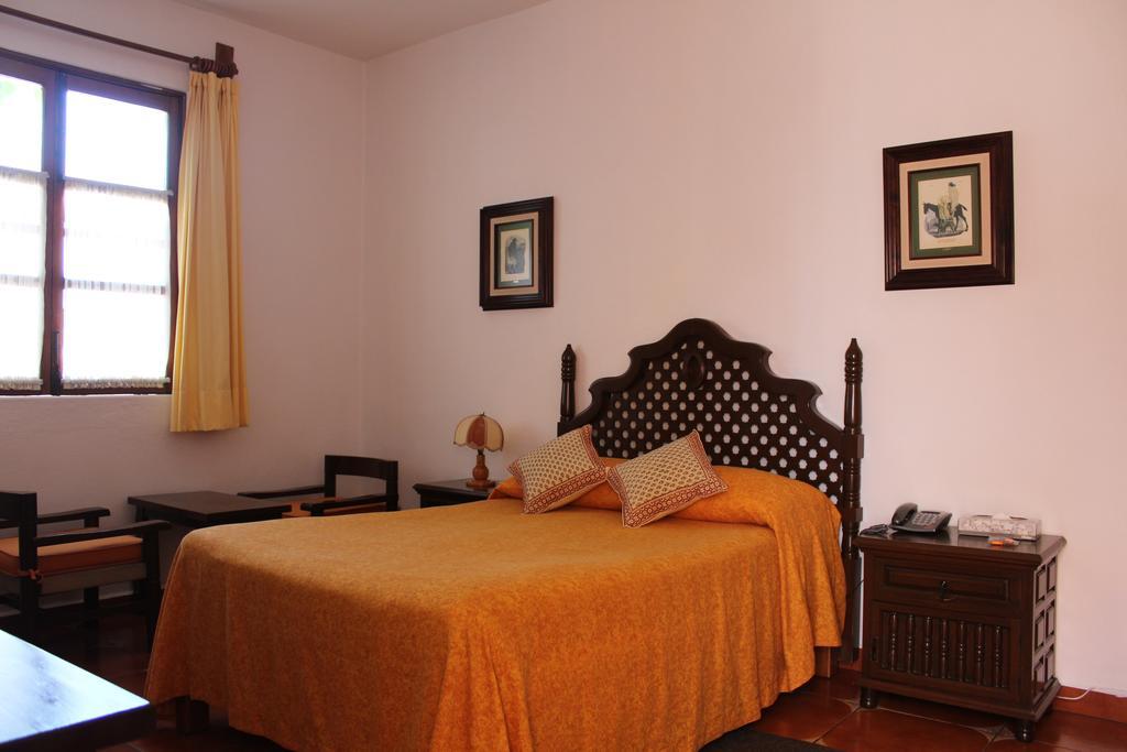 Hotel La Plaza De Tequisquiapan Eksteriør billede